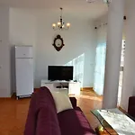 Gzim\'S Apartment